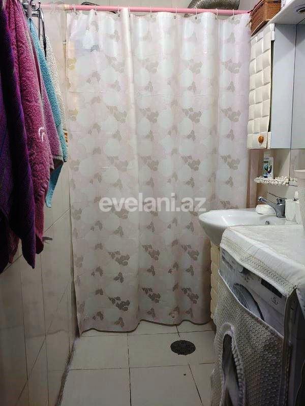 Sale, old building, 3 room, 75 m², Baku, Khatai r, Ahmedli d, Hazi Aslanov m.