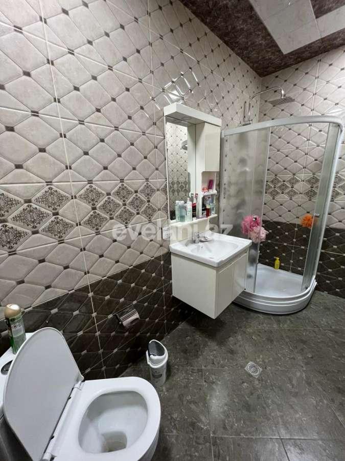 Satılır, yeni tikili, 2 otaqlı, 70 m², Bakı, Nəsimi r, 4-cü mikrorayon q, Memar Əcəmi m.