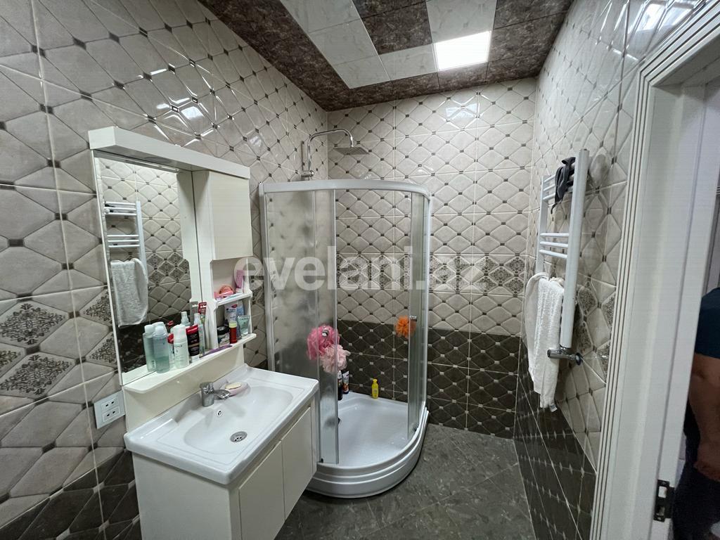 Satılır, yeni tikili, 2 otaqlı, 70 m², Bakı, Nəsimi r, 4-cü mikrorayon q, Memar Əcəmi m.