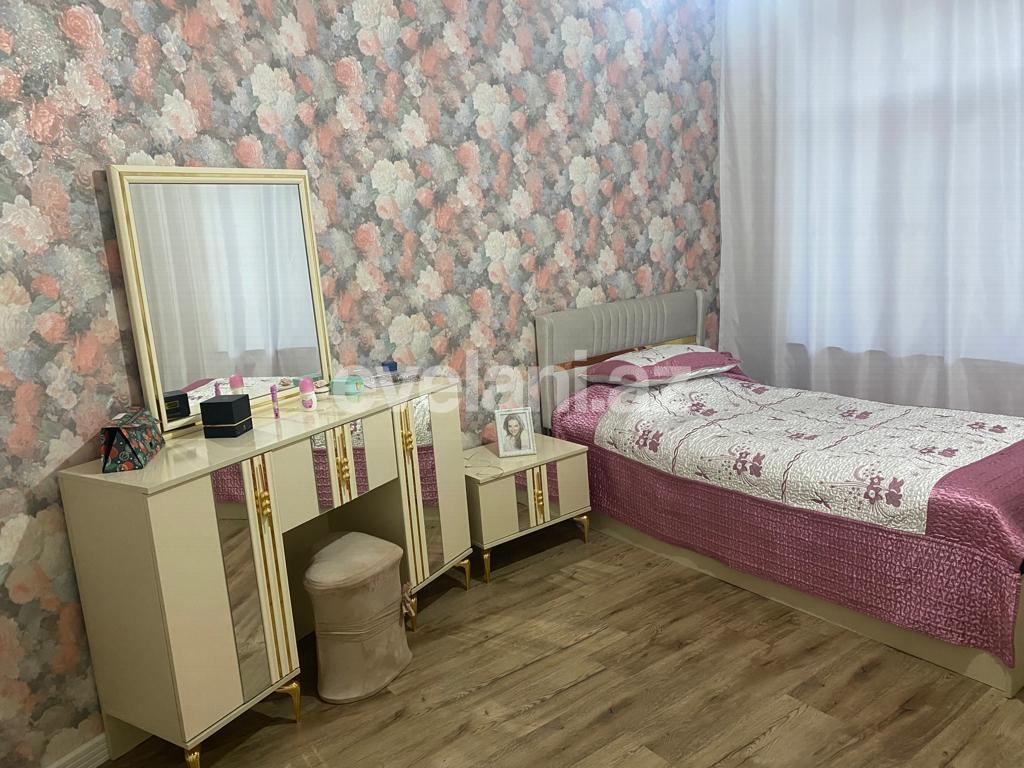 Сдаётся, вилла, 10-комнаты, 280 m², Баку, Сабаильский r, Бадамдар p.