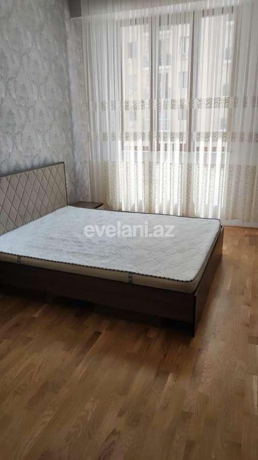 Сдаётся, новостройка, 2-комнаты, 65 m², Баку, Низаминский r, Кара Караев m.