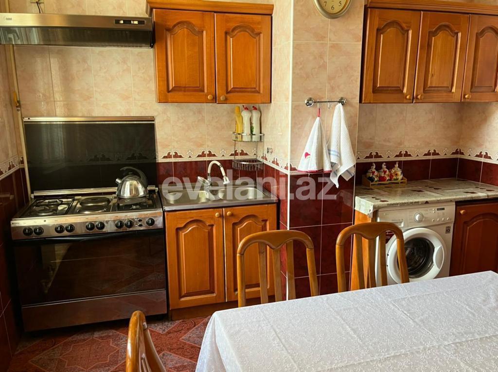 Kirayə verilir, köhnə tikili, 6 otaqlı, 210 m², Bakı, Yasamal r, Elmlər Akademiyası m.