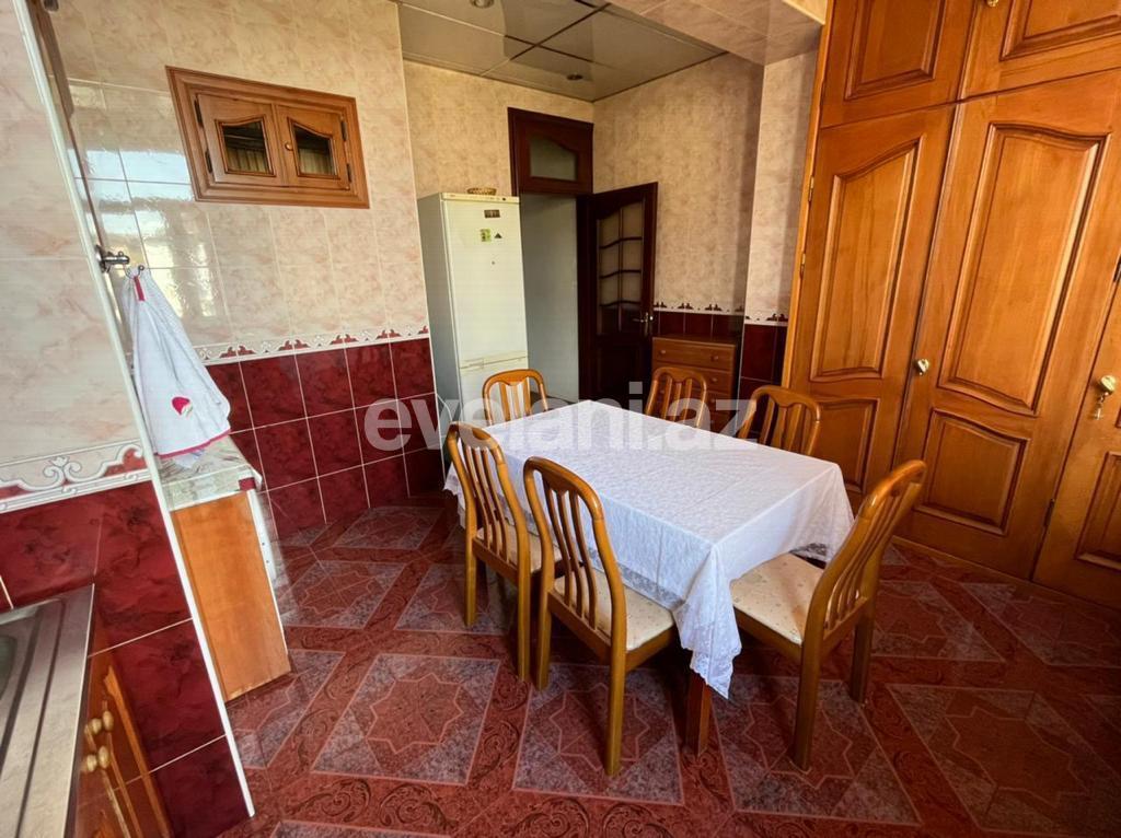 Kirayə verilir, köhnə tikili, 6 otaqlı, 210 m², Bakı, Yasamal r, Elmlər Akademiyası m.