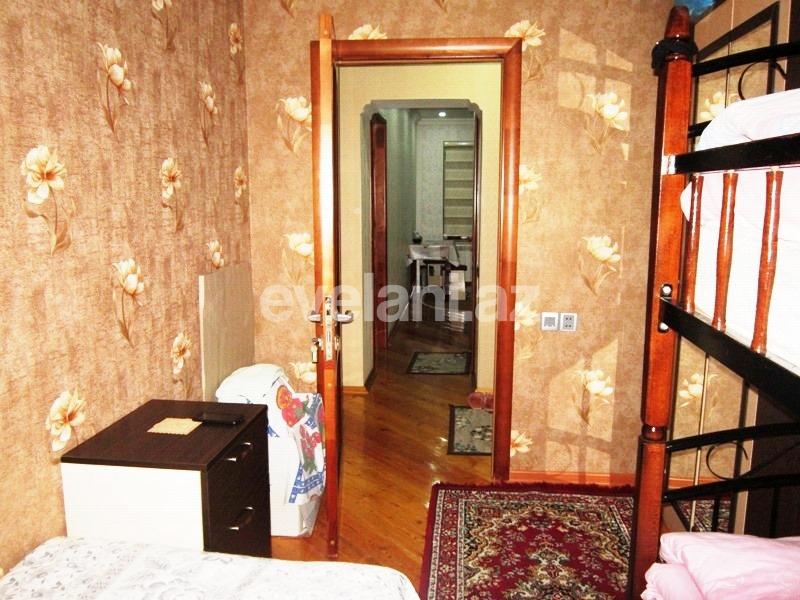 Satılır, köhnə tikili, 3 otaqlı, 80 m², Bakı, Nizami r, 8-ci kilometr q, Neftçilər m.