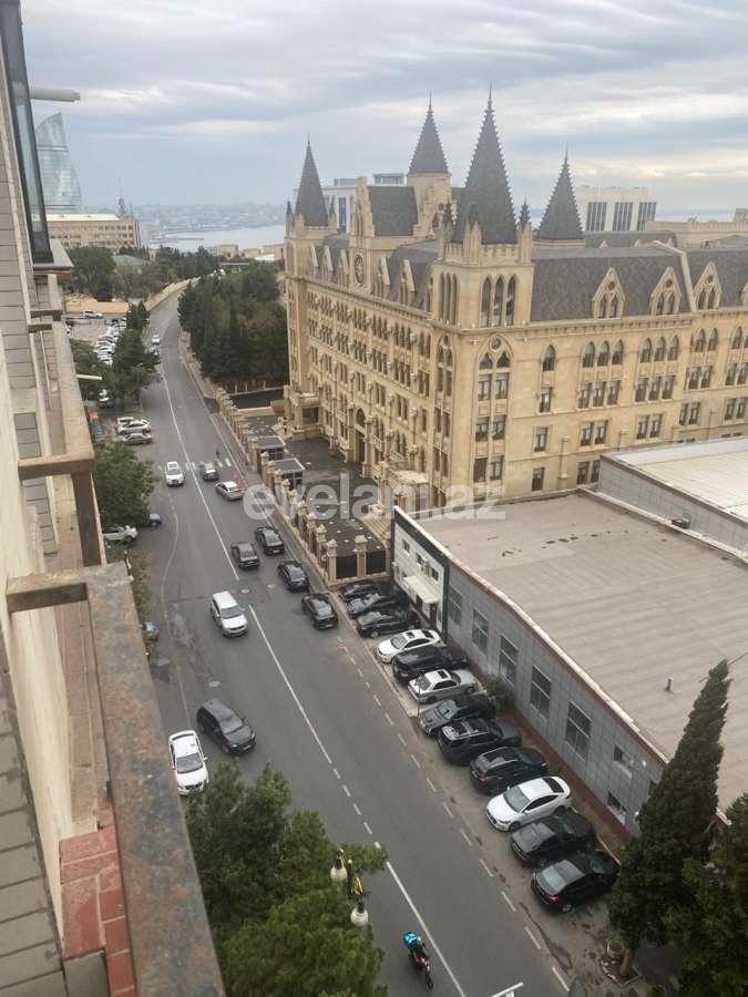 Rent, new building, 3 room, 92 m², Baku, Sabail r, Badamdar d, Icheri Sheher m.