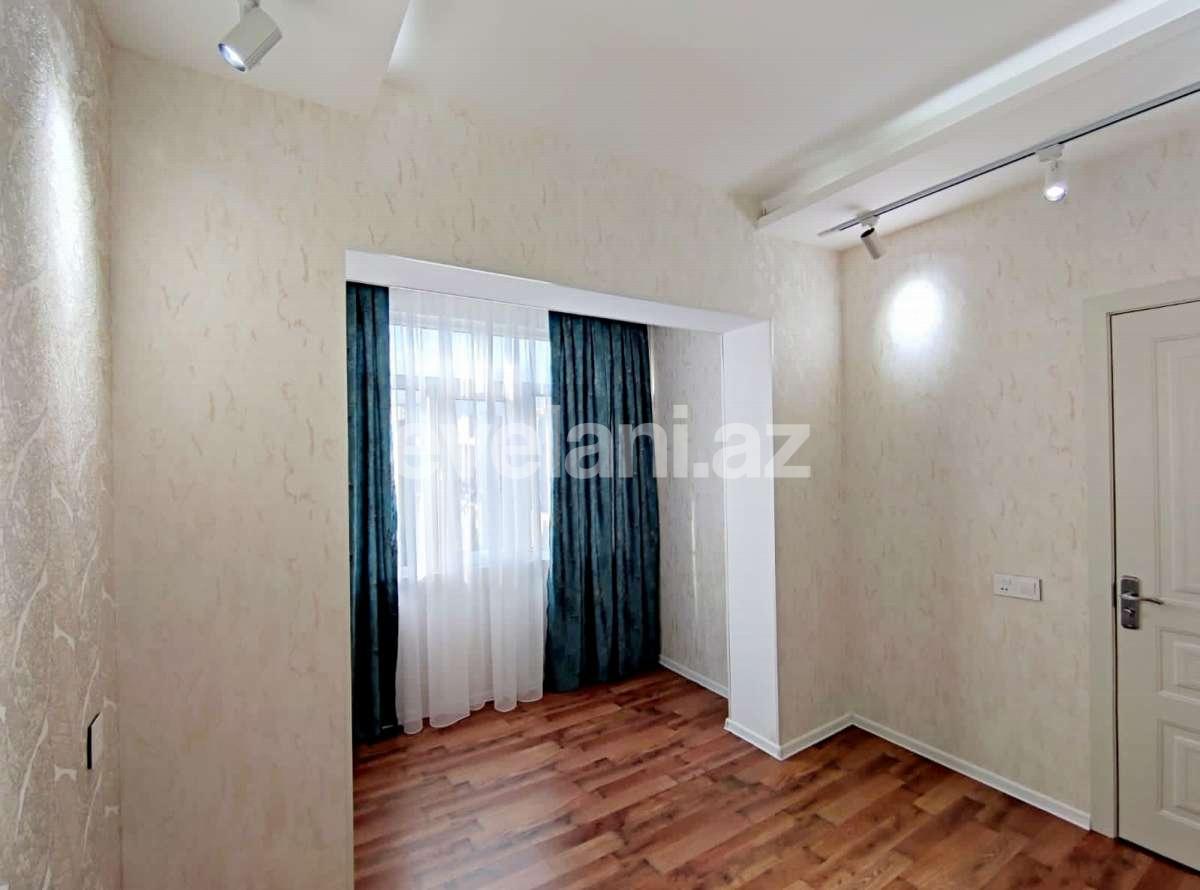Satılır, köhnə tikili, 2 otaqlı, 40 m², Bakı, Nizami r, Xalqlar Dostluğu m.