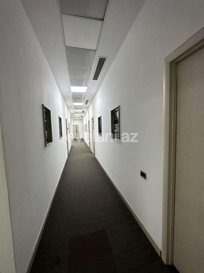 Rent, office, 11 room, 500 m², Baku, Nasimi r, 28 may m.