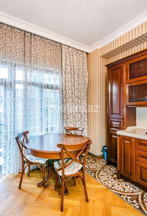 Kirayə verilir, yeni tikili, 3 otaqlı, 160 m², Bakı, Səbail r, Sahil m.