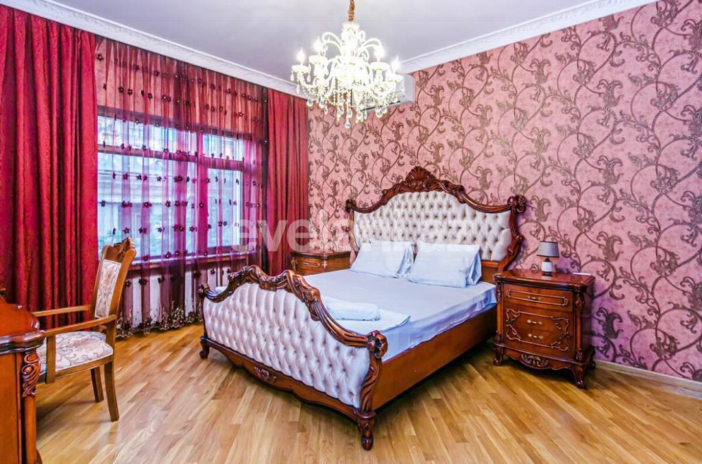 Kirayə verilir, yeni tikili, 3 otaqlı, 160 m², Bakı, Səbail r, Sahil m.