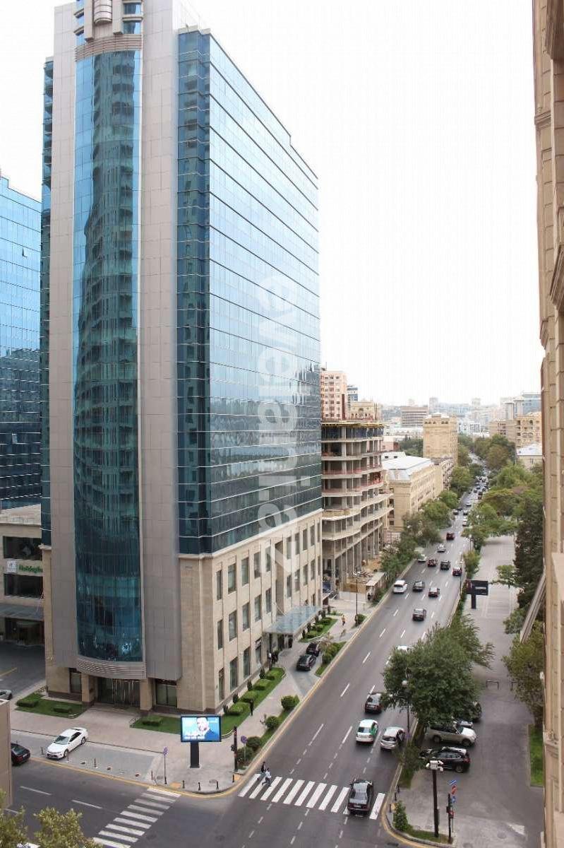 Kirayə verilir, yeni tikili, 4 otaqlı, 216 m², Bakı, Xətai r, 28 may m.