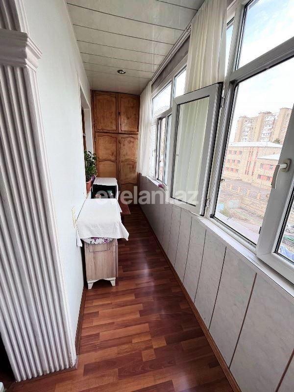 Sale, old building, 3 room, 70 m², Baku, Surakhani r, Yeni Guneshli d, Khalglar Doslugu m.