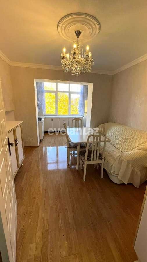 Kirayə verilir, köhnə tikili, 2 otaqlı, 65 m², Bakı, Yasamal r, Elmlər Akademiyası m.