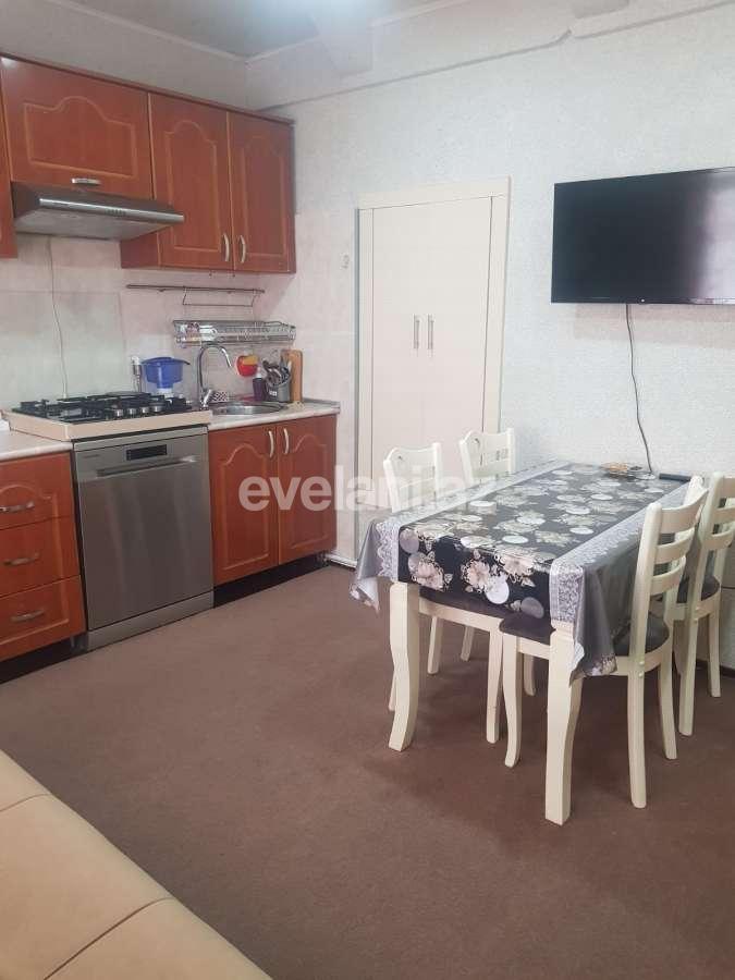 Sale, old building, 3 room, 60 m², Baku, Sabunchu r, Bakikhanov d.