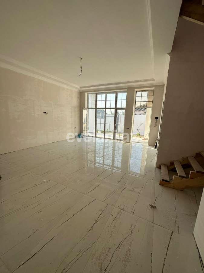 Satılır, həyət evi / bağ, 5 otaqlı, 150 m², Bakı, Abşeron r, Novxanı q.