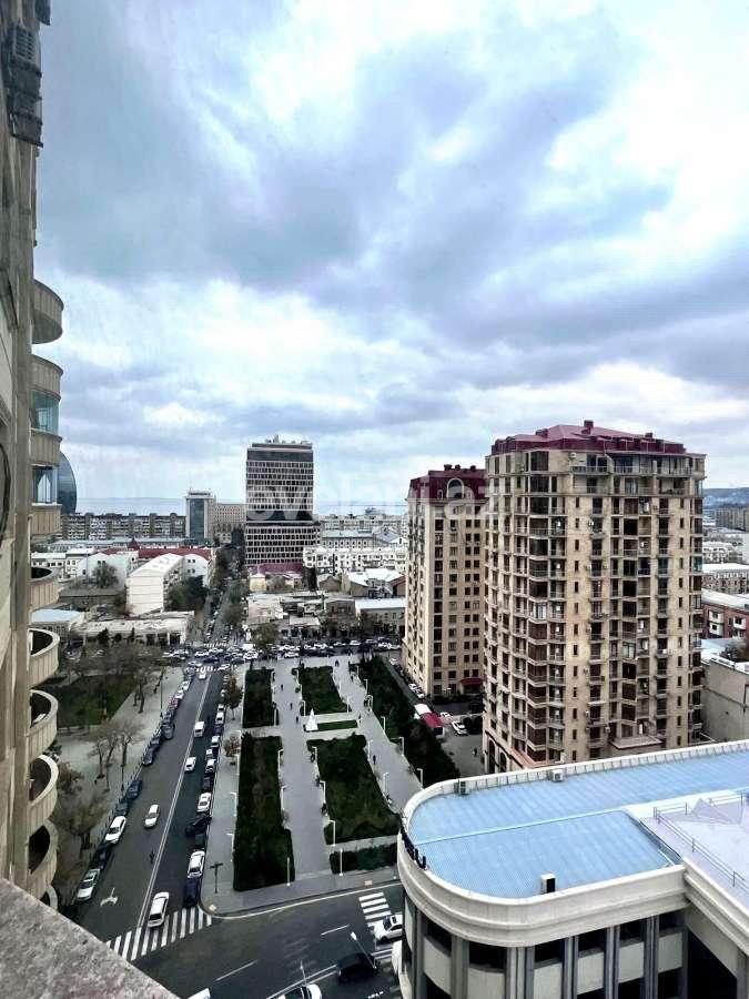 Rent, new building, 3 room, 130 m², Baku, Nasimi r, 28 may m.