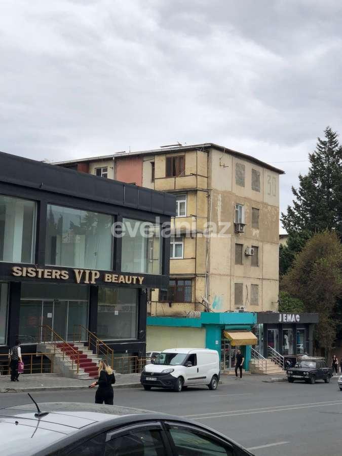 Satılır, köhnə tikili, 2 otaqlı, 47 m², Bakı, Binəqədi r, Memar Əcəmi m.