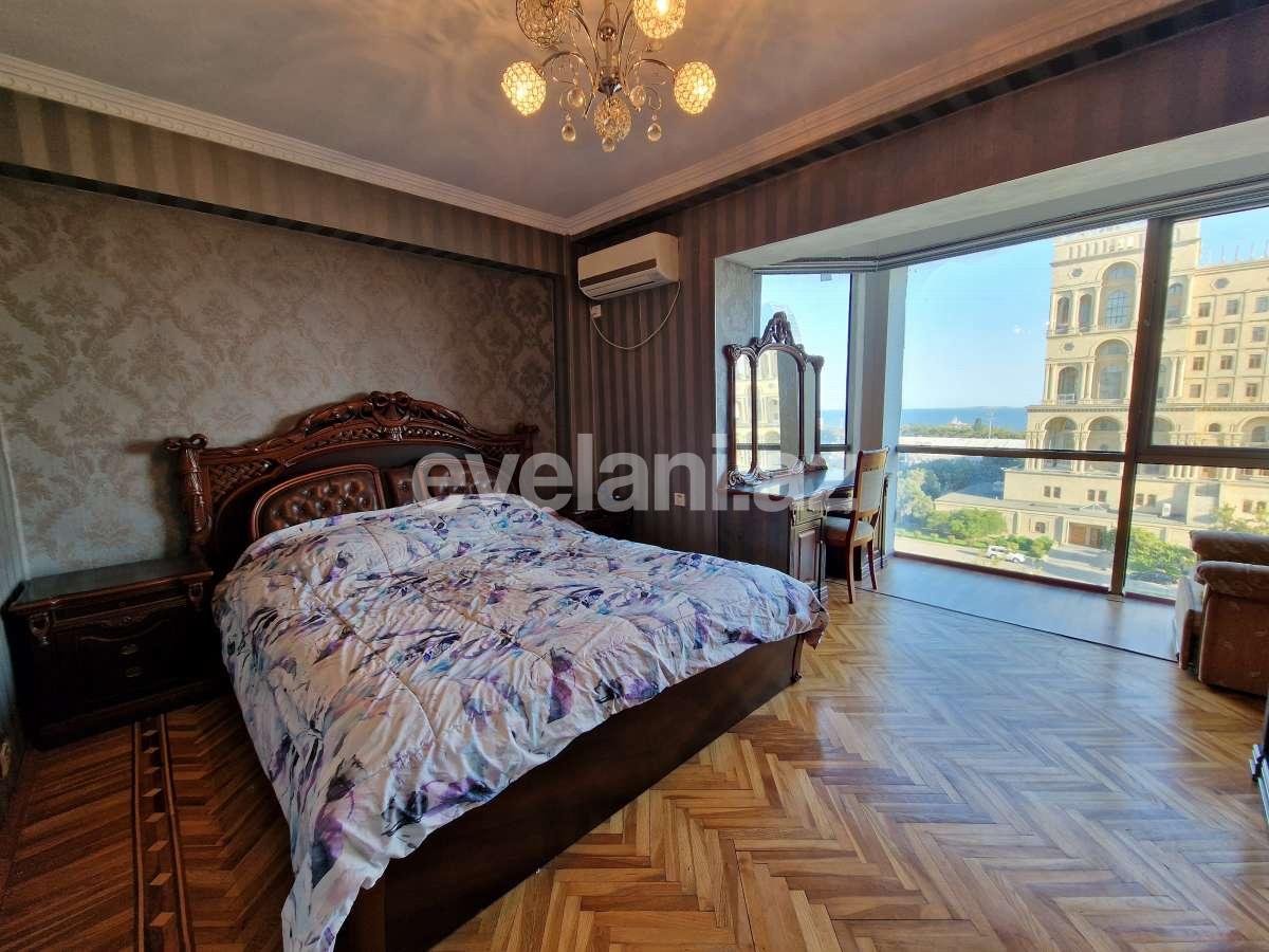 Сдаётся, офис, 6-комнаты, 160 m², Баку, Хатаинский r, Шах Исмаил Хатаи m.