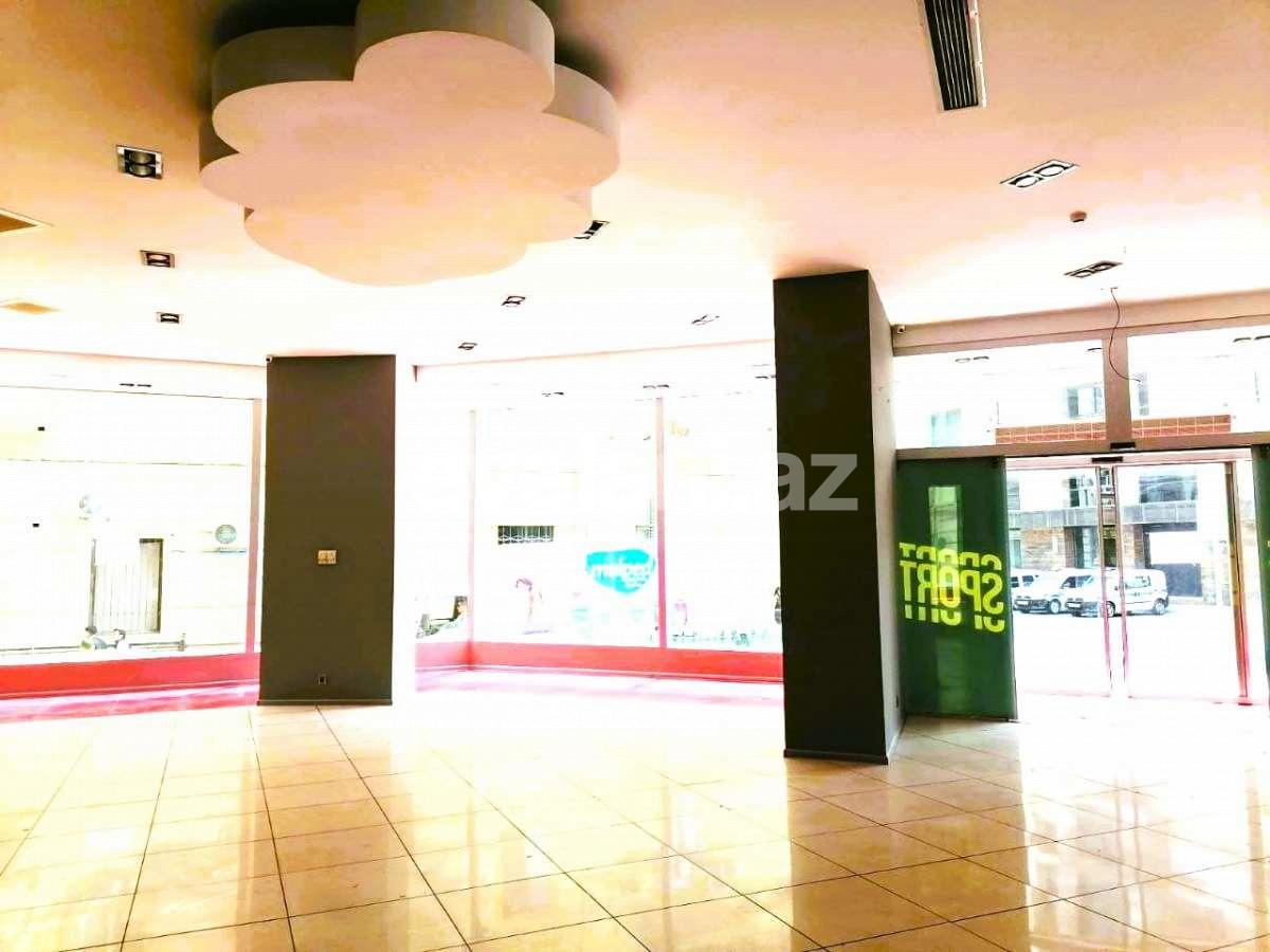 Kirayə verilir, obyekt, 780 m², Bakı, Nəsimi r, 28 may m.