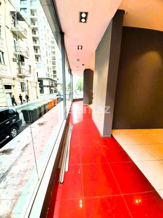 Kirayə verilir, obyekt, 780 m², Bakı, Nəsimi r, 28 may m.