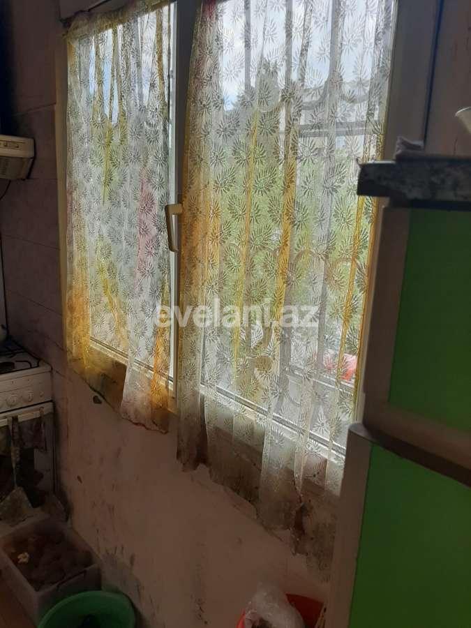 Satılır, köhnə tikili, 2 otaqlı, 35 m², Bakı, Sabunçu r, Bakıxanov q.