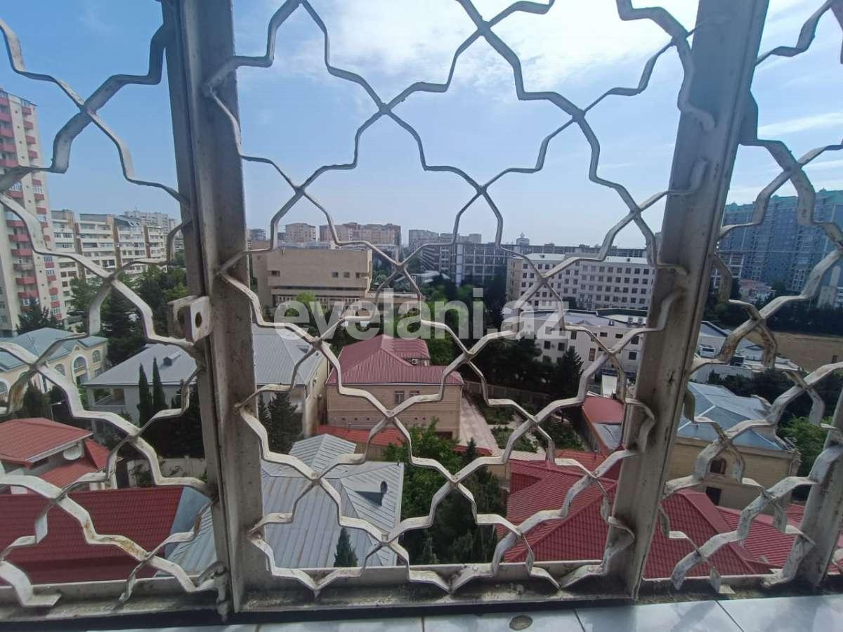Sale, old building, 4 room, 145 m², Baku, Binagadi r, 8-th microdistrict d.