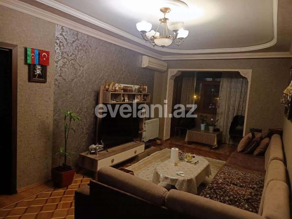 Sale, old building, 4 room, 145 m², Baku, Binagadi r, 8-th microdistrict d.