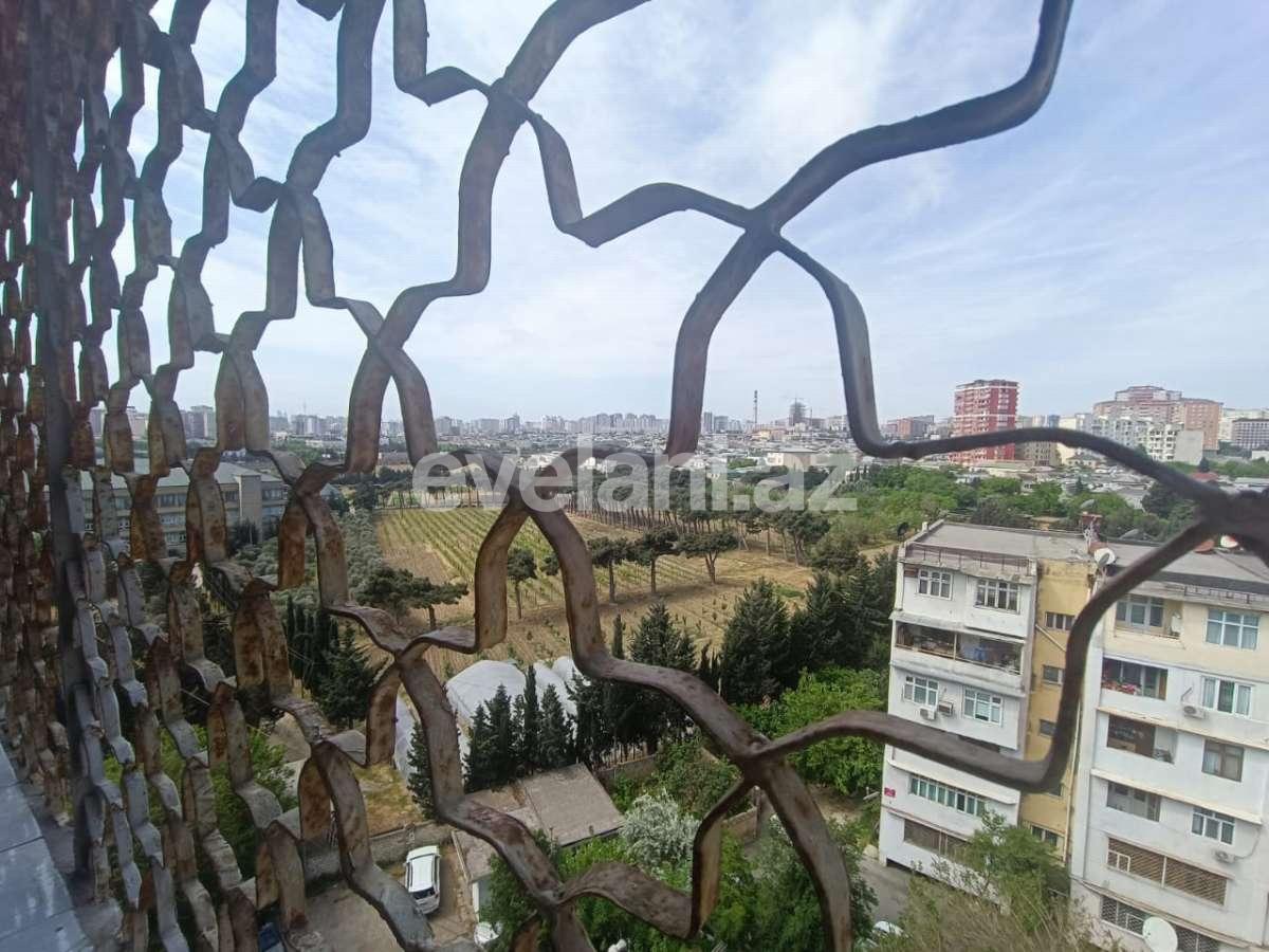 Sale, old building, 4 room, 145 m², Baku, Binagadi r, 8-th microdistrict d.