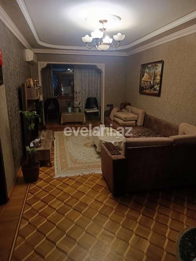 Sale, old building, 4 room, 145 m², Baku, Binagadi r, 8-th microdistrict d.