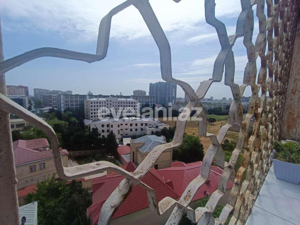 Sale, old building, 4 room, 145 m², Baku, Binagadi r, 8-th microdistrict d.