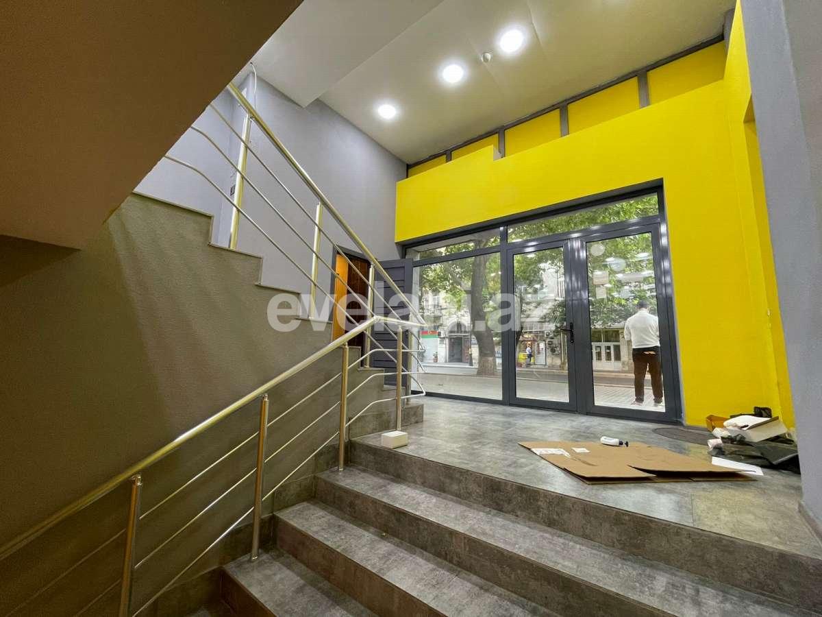 Kirayə verilir, obyekt, 240 m², Bakı, Səbail r, Sahil m.