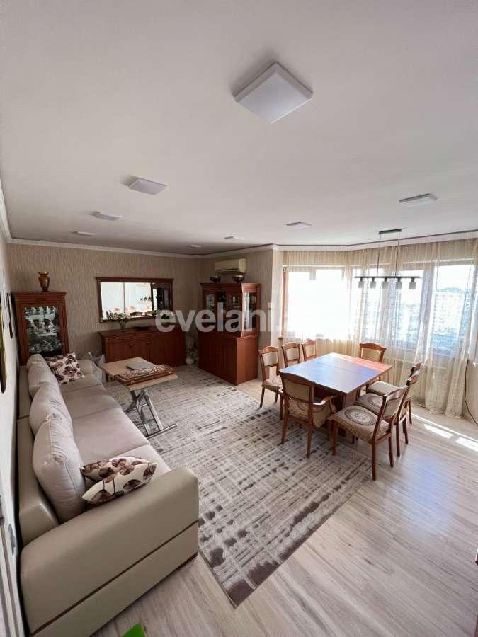 Satılır, yeni tikili, 4 otaqlı, 130 m², Bakı, Nizami r, Xalqlar Dostluğu m.