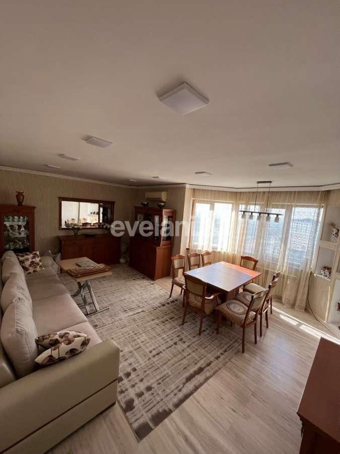 Satılır, yeni tikili, 4 otaqlı, 130 m², Bakı, Nizami r, Xalqlar Dostluğu m.