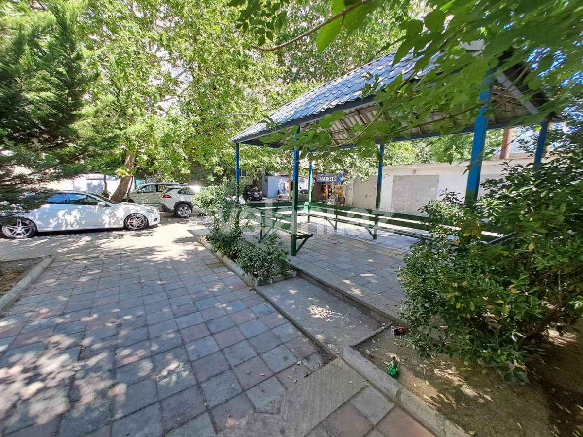 Продаётся, вторичка, 3-комнаты, 72 m², Баку, Ясамальский r, Элмляр Академиясы m.