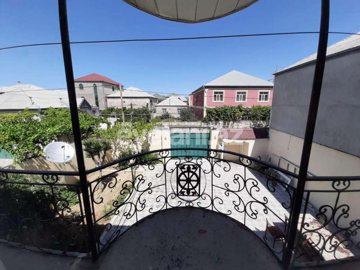 Satılır, həyət evi / bağ, 4 otaqlı, 200 m², Bakı, Binəqədi r, M. Rəsulzadə q, Azadlıq prospekti m.