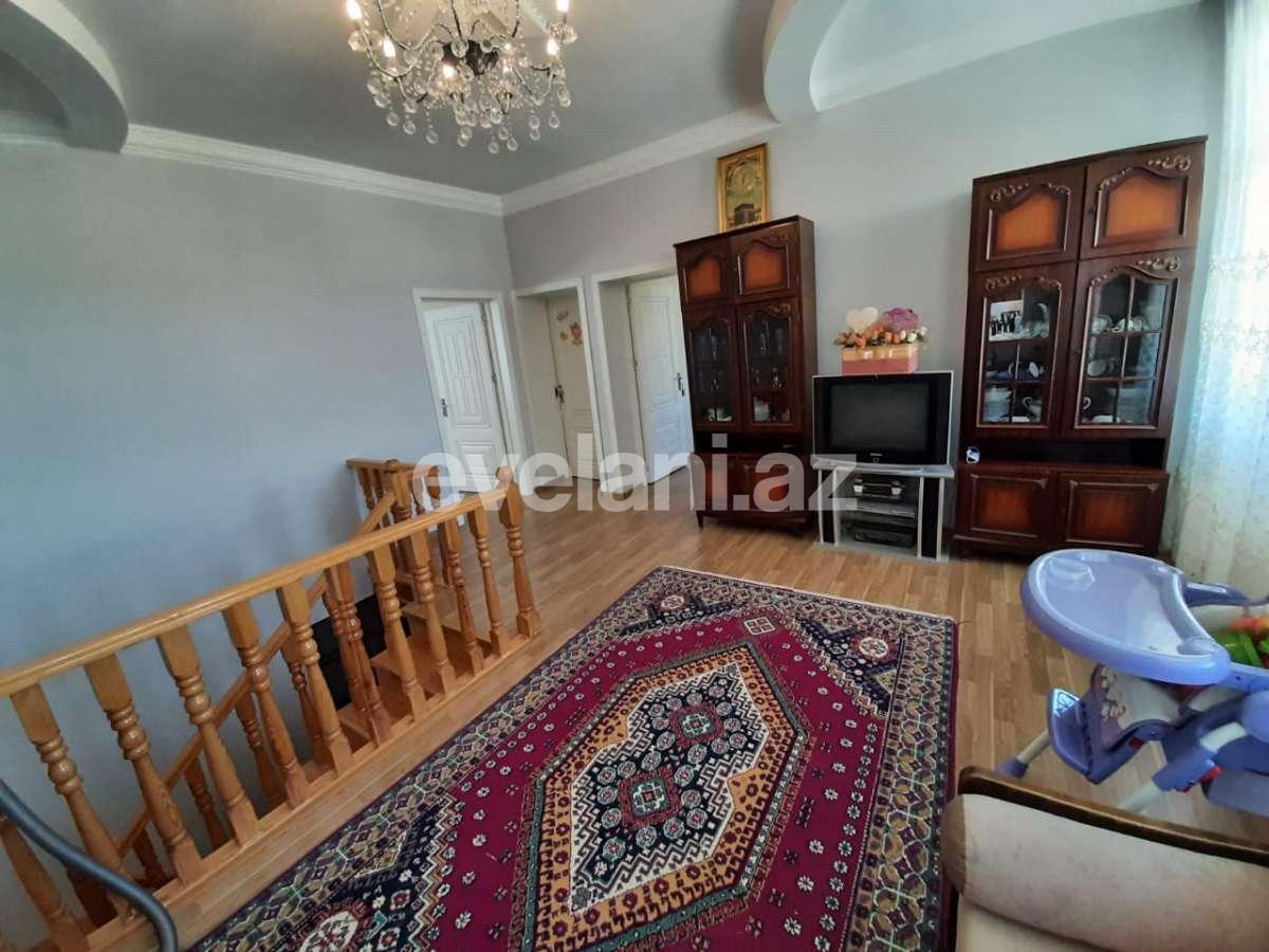 Satılır, həyət evi / bağ, 4 otaqlı, 200 m², Bakı, Binəqədi r, M. Rəsulzadə q, Azadlıq prospekti m.