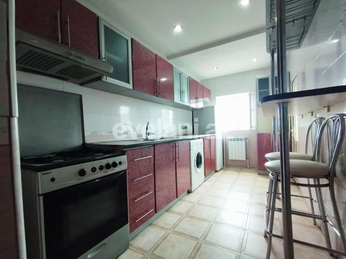 Rent, old building, 3 room, 80 m², Baku, Nizami r, Gara Garayev m.