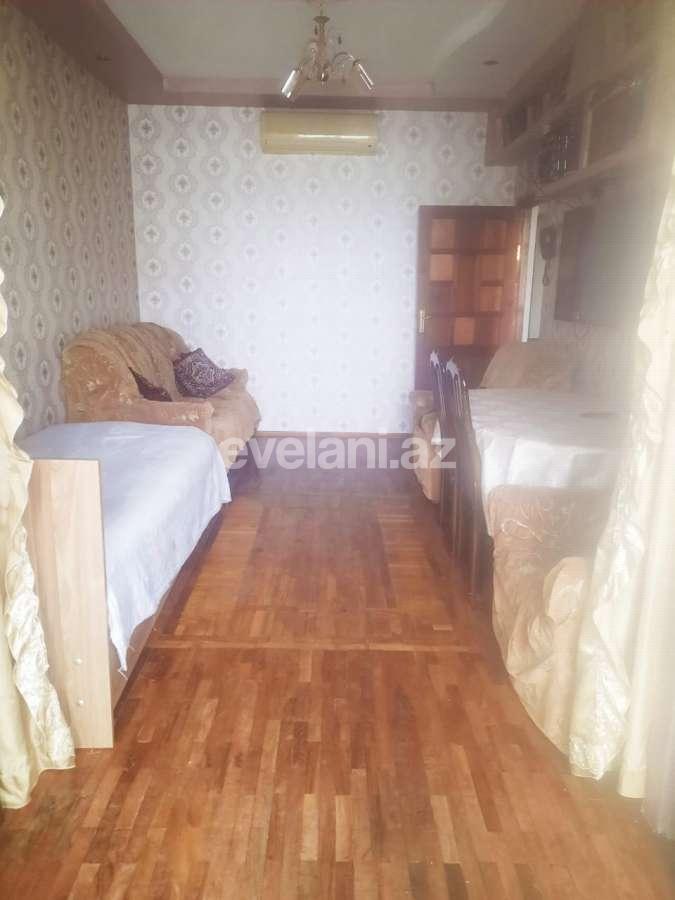 Satılır, köhnə tikili, 3 otaqlı, 80 m², Bakı, Xətai r, Əhmədli q, Həzi Aslanov m.