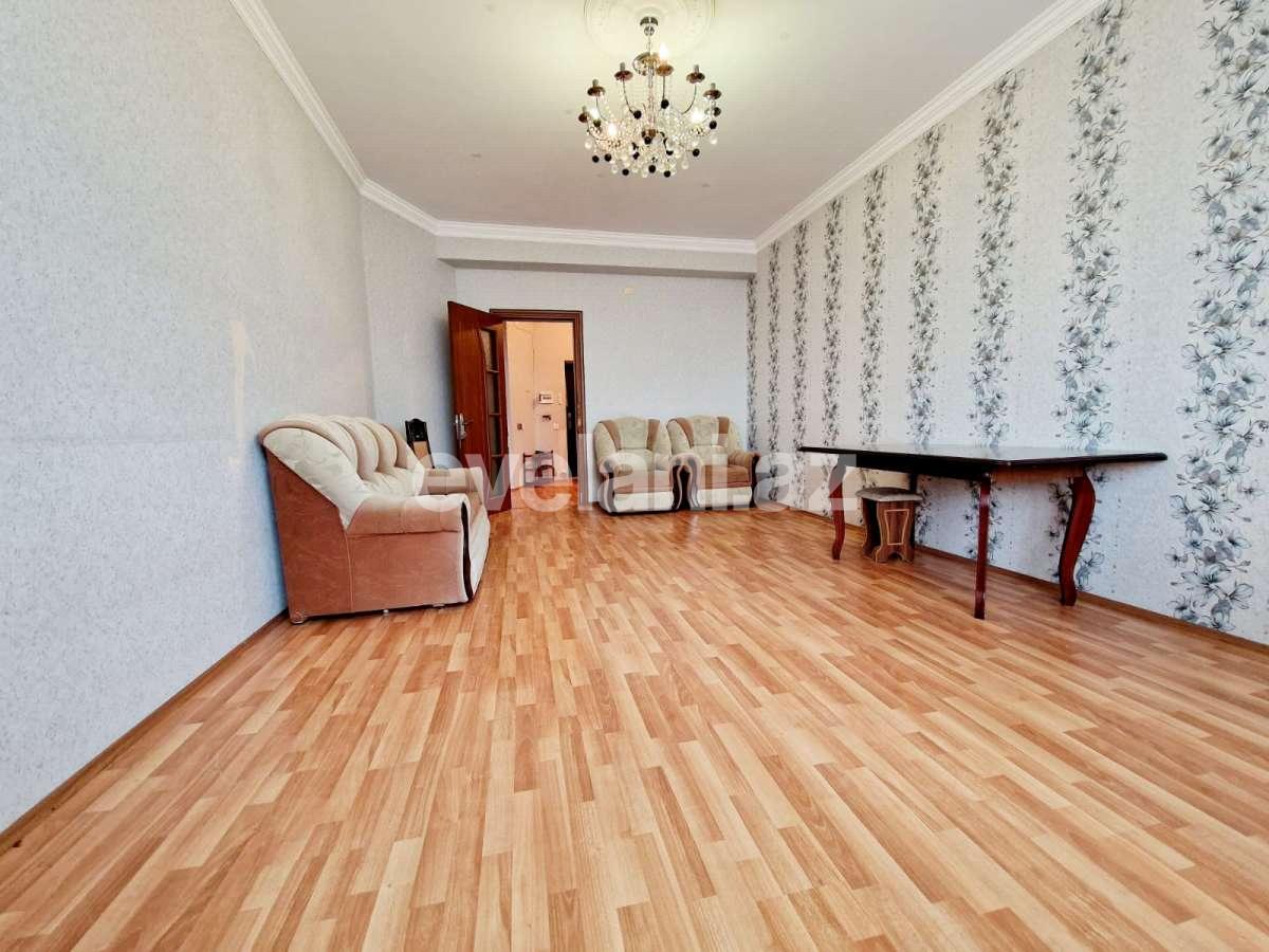 Kirayə verilir, yeni tikili, 2 otaqlı, 90 m², Bakı, Nizami r, Qara Qarayev m.