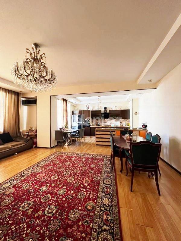 Satılır, yeni tikili, 3 otaqlı, 160 m², Bakı, Nizami r, 8-ci kilometr q, Neftçilər m.
