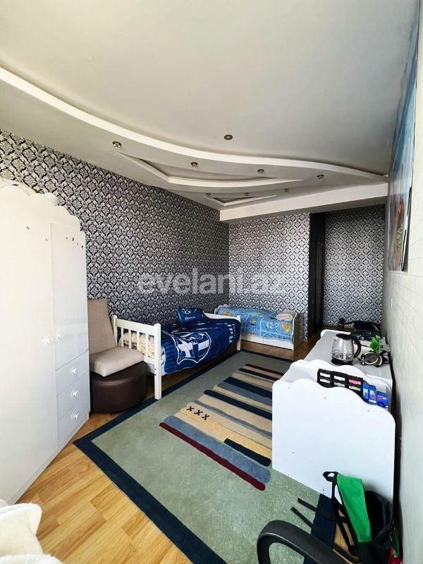 Satılır, yeni tikili, 3 otaqlı, 160 m², Bakı, Nizami r, 8-ci kilometr q, Neftçilər m.