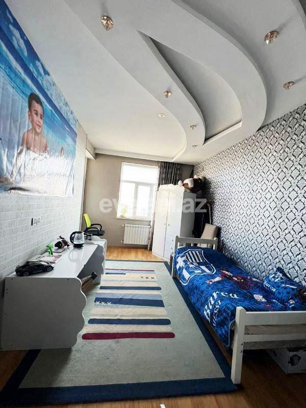 Satılır, yeni tikili, 3 otaqlı, 160 m², Bakı, Nizami r, 8-ci kilometr q, Neftçilər m.