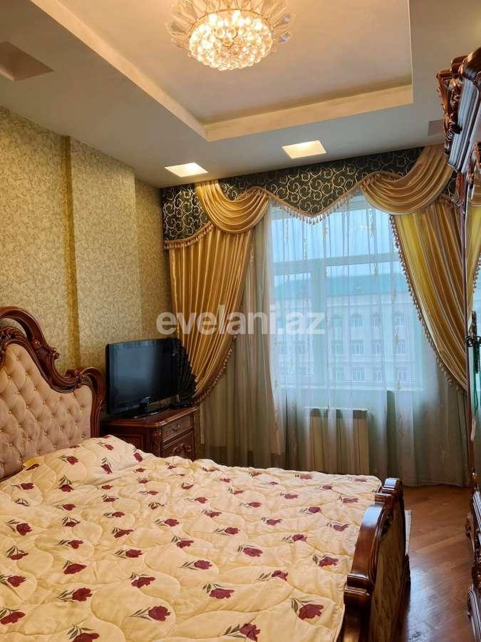 Сдаётся, новостройка, 3-комнаты, 135 m², Баку, Ясамальский r, Низами m.