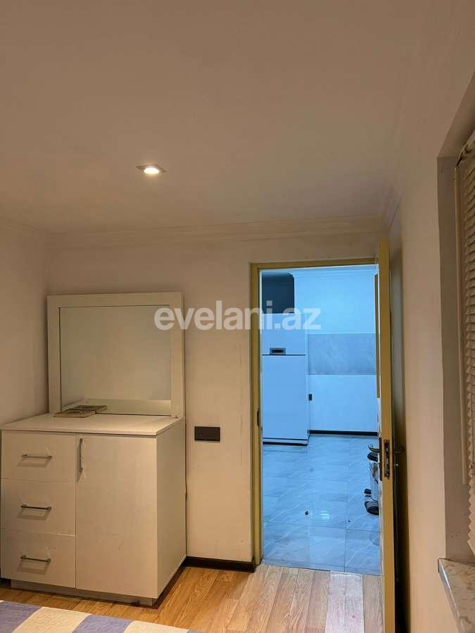 Kirayə verilir, köhnə tikili, 2 otaqlı, 60 m², Bakı, Səbail r, Sahil m.