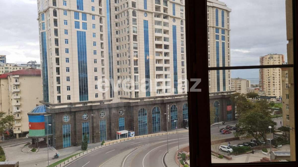 Rent, old building, 2 room, 50 m², Baku, Yasamal r, Yasamal d, Elmlar Akademiyası m.