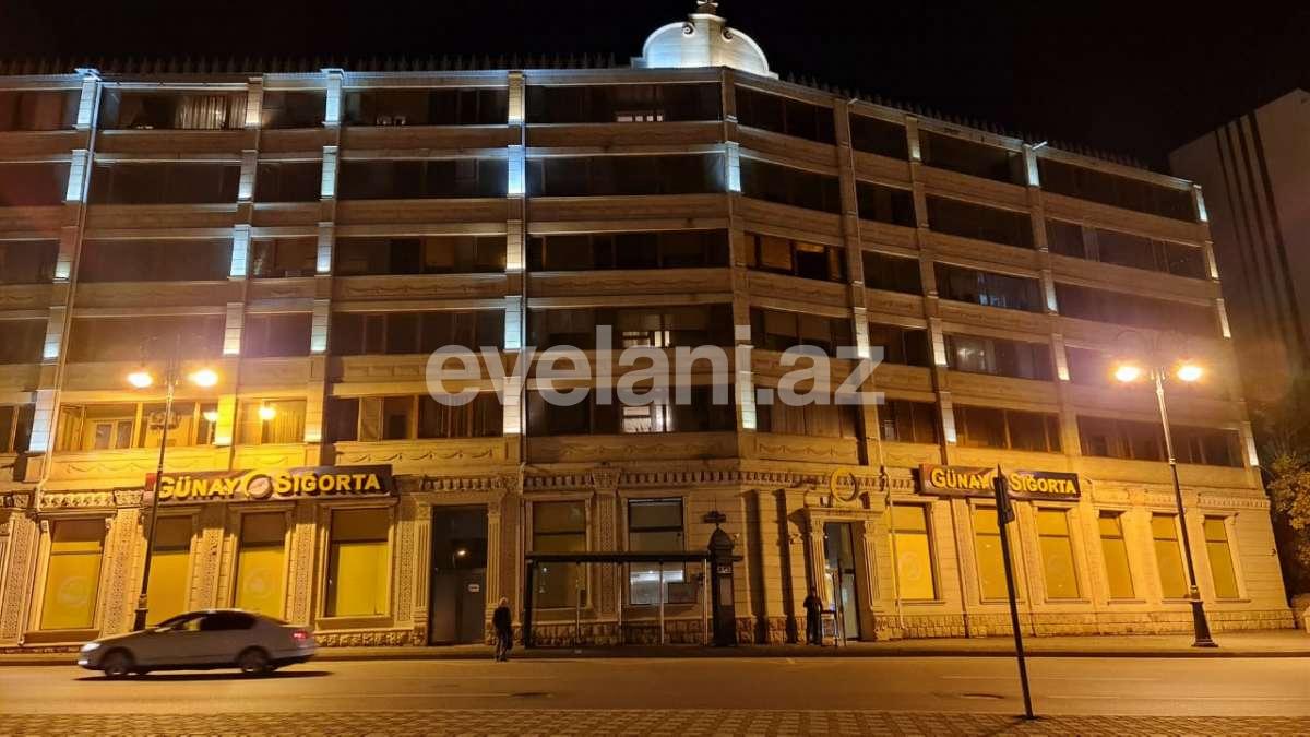 Rent, old building, 2 room, 50 m², Baku, Yasamal r, Yasamal d, Elmlar Akademiyası m.