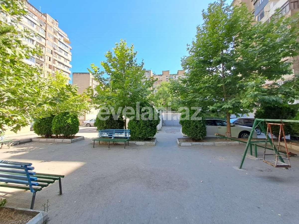 Satılır, köhnə tikili, 4 otaqlı, 120 m², Bakı, Yasamal r, Elmlər Akademiyası m.