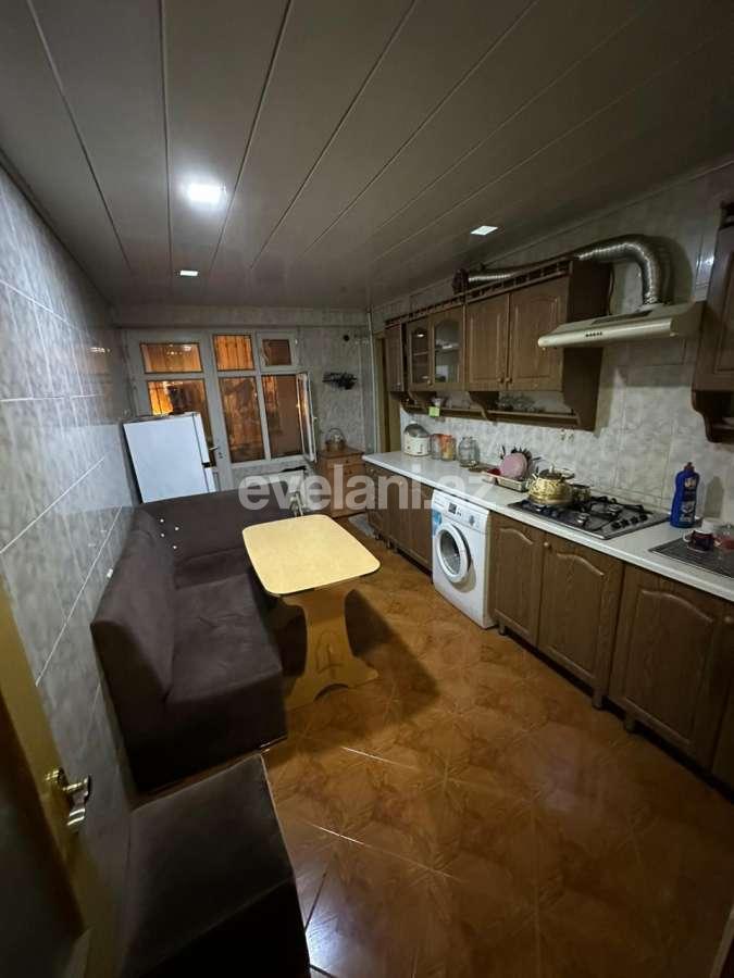 Satılır, köhnə tikili, 4 otaqlı, 120 m², Bakı, Yasamal r, Elmlər Akademiyası m.