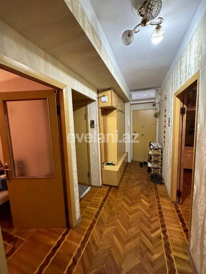 Satılır, köhnə tikili, 4 otaqlı, 120 m², Bakı, Yasamal r, Elmlər Akademiyası m.