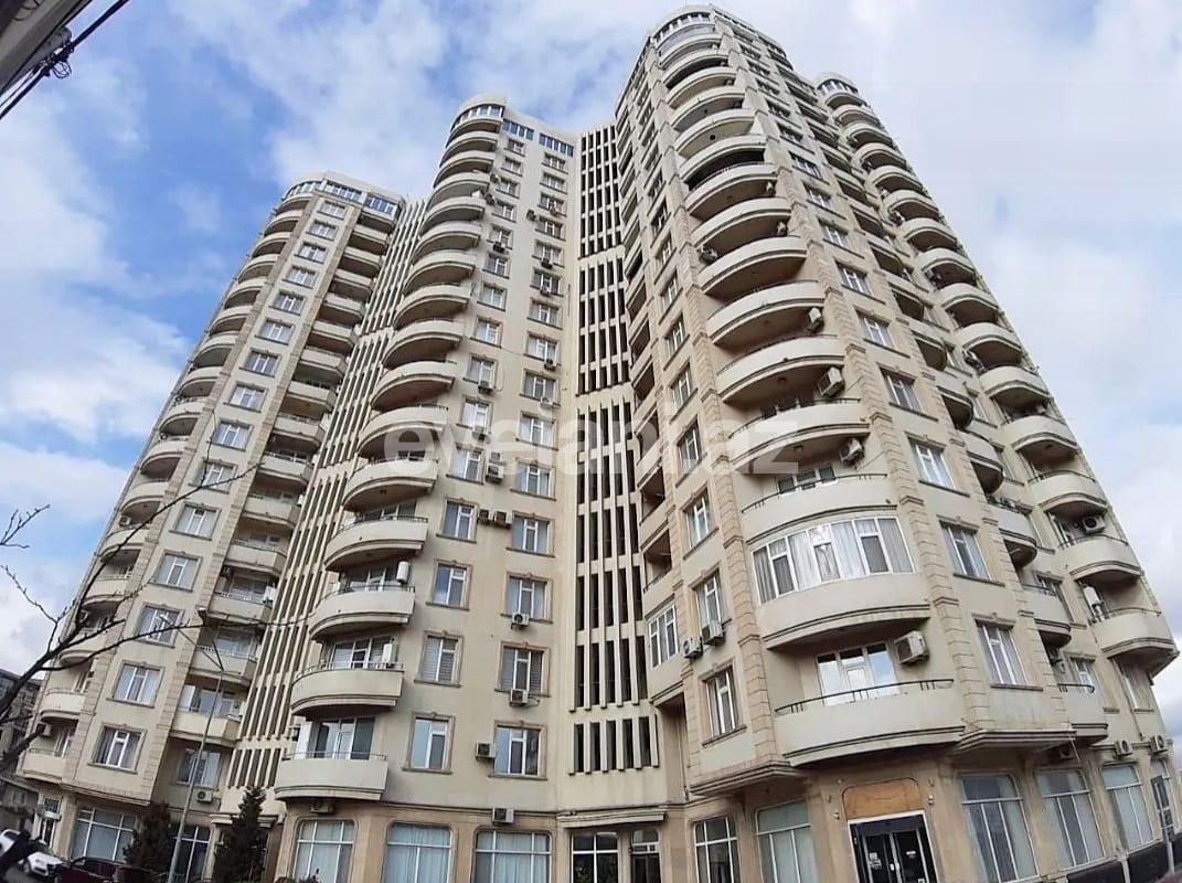 Satılır, yeni tikili, 5 otaqlı, 207 m², Bakı, Yasamal r, Elmlər Akademiyası m.