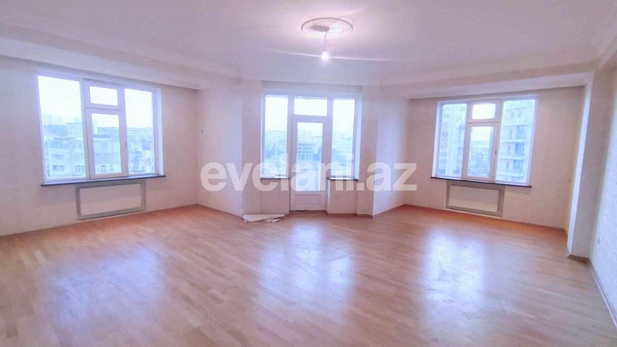 Satılır, yeni tikili, 5 otaqlı, 207 m², Bakı, Yasamal r, Elmlər Akademiyası m.